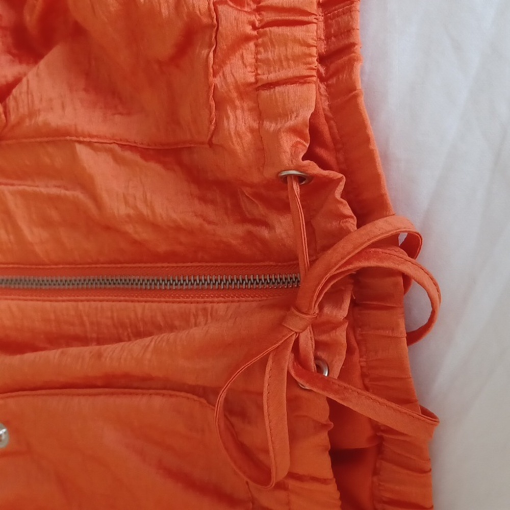 Ladies fun orange wind breaker - Picture 6 of 9